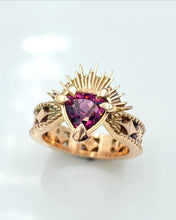 Load image into Gallery viewer, The Etrè - Trillion Cut Rose Spinel