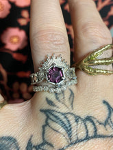 Load image into Gallery viewer, Rococo Dedication Band