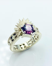 Load image into Gallery viewer, The Erté - Hexagon Spinel