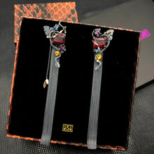 Load image into Gallery viewer, Snake Charmers