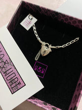 Load image into Gallery viewer, The Deal Breaker