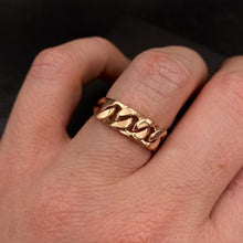 Load image into Gallery viewer, HOODLUM CHAIN RING