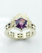 Load image into Gallery viewer, The Erté - Hexagon Spinel
